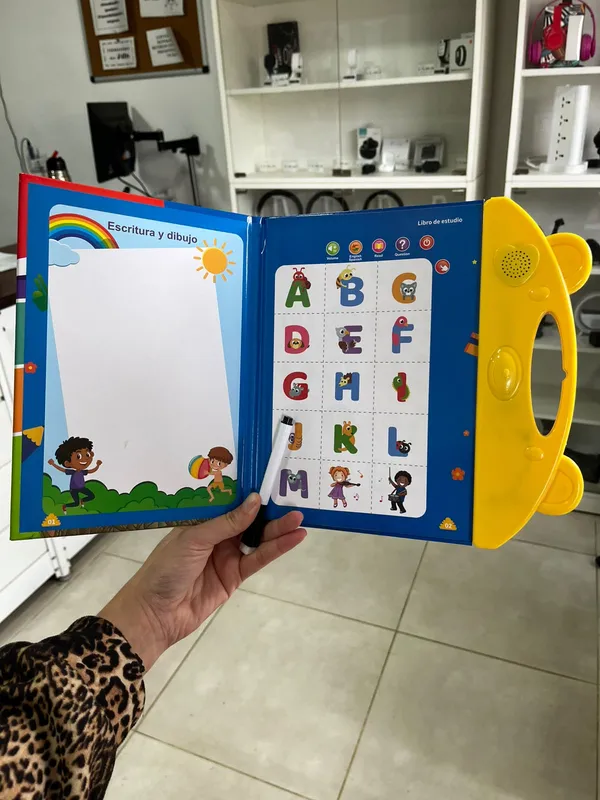 Libro aprendizaje interactivo - FoxCel